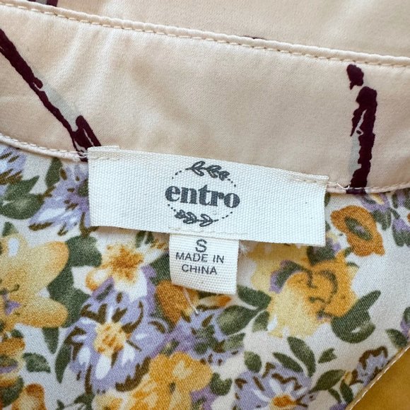 Entro Poppy Mixed Print Button Down Top | S - Picture 8 of 11